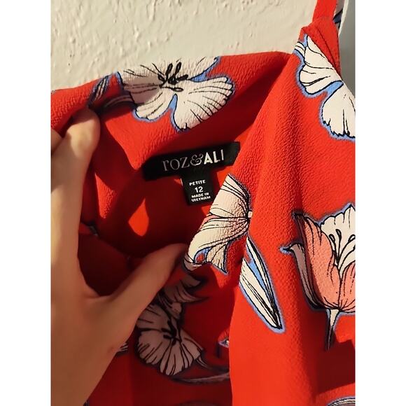 Roz & Ali Maxi Spaghetti Strap Dress Floral Blue Red White Tropical Size 12P - Picture 5 of 10